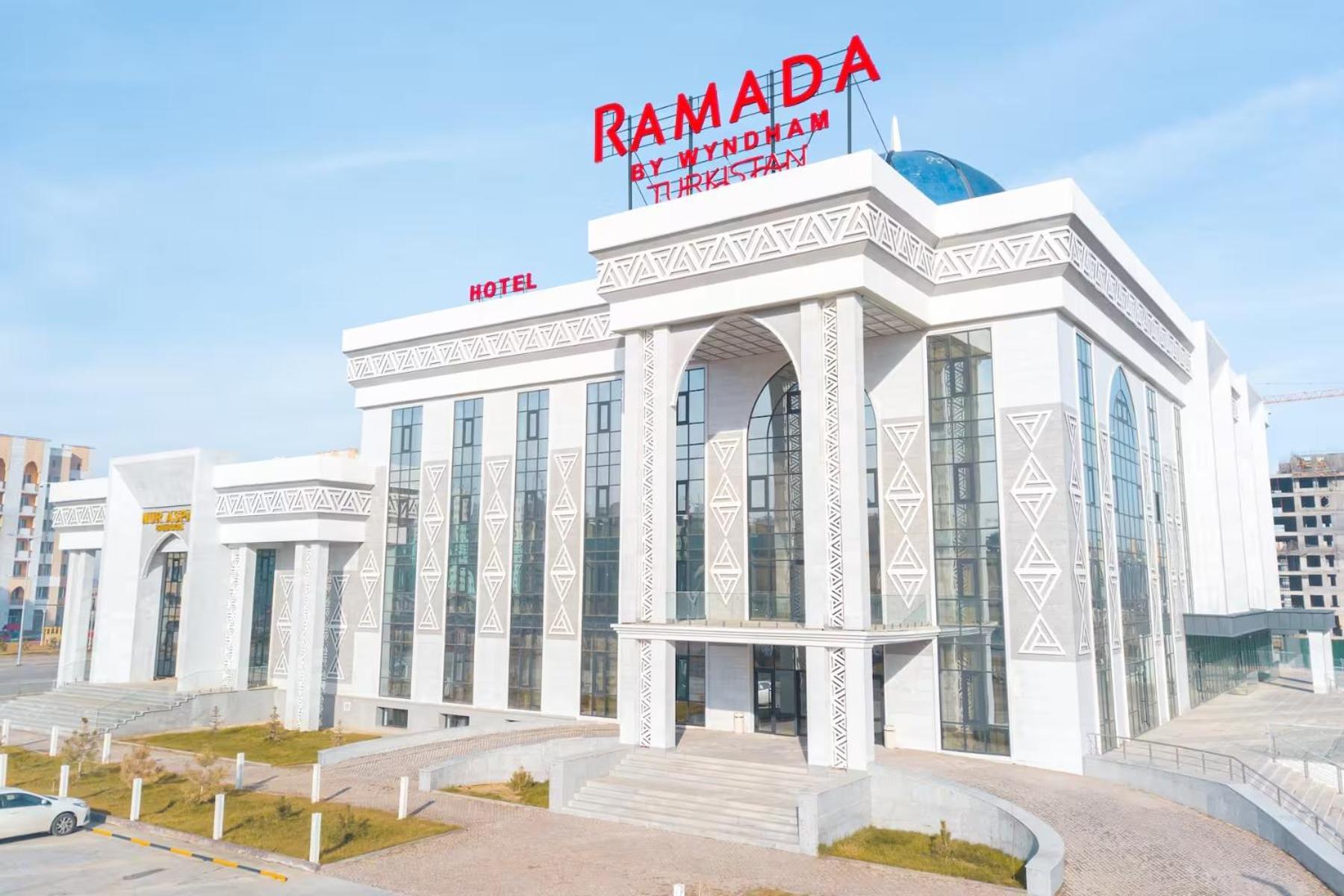 فندق Ramada By Wyndham Turkistan المظهر الخارجي الصورة